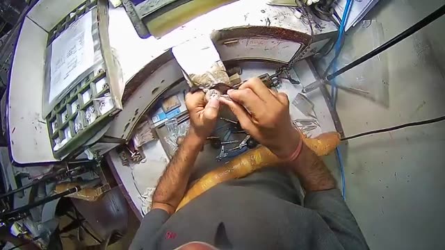 Two Hand Bench Manipulation preview